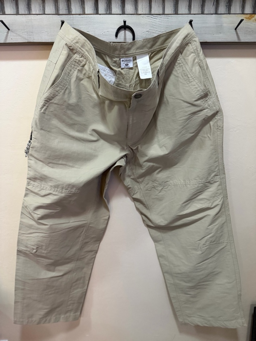 Columbia Outdoor Performance Pants Vintage Hiking Pants Deep Pockets Sz 38 x 30”